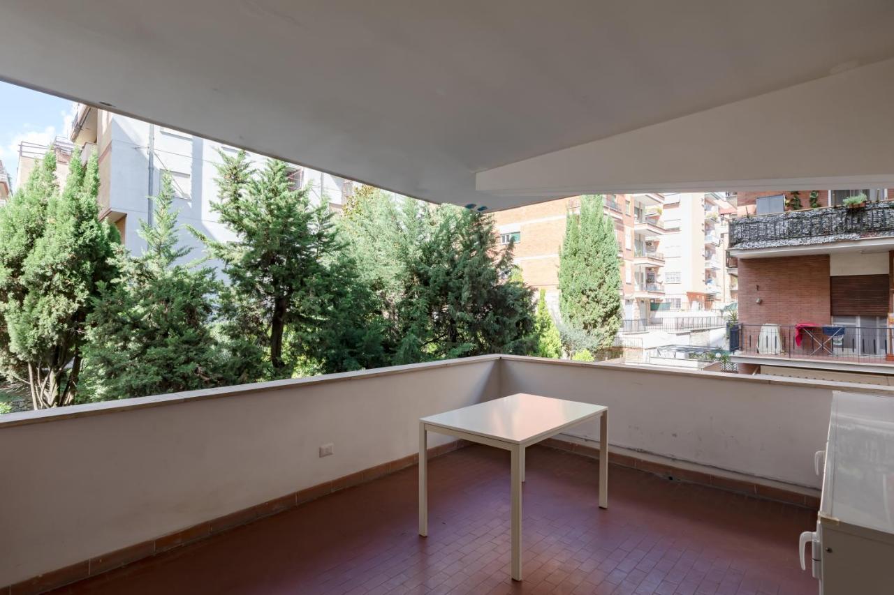 Stupendo Appartamento In Quartiere Residenziale Ρώμη Εξωτερικό φωτογραφία